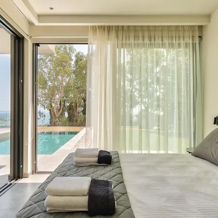 Villa Zakynthos Luxury Mon Diom Ii, Seafront *